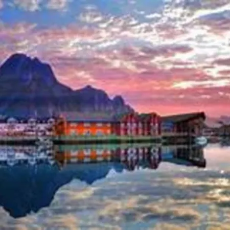 Koselig Hus I Havna Apartment Svolvaer Exterior photo
