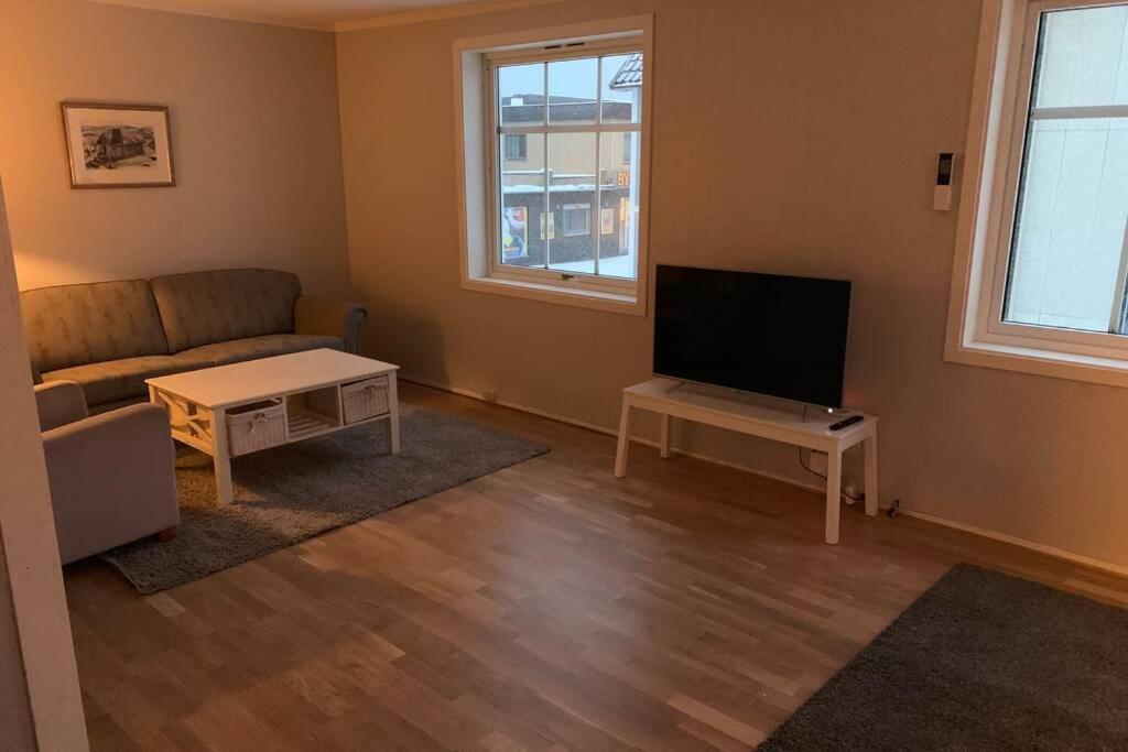 Koselig Hus I Havna Apartment