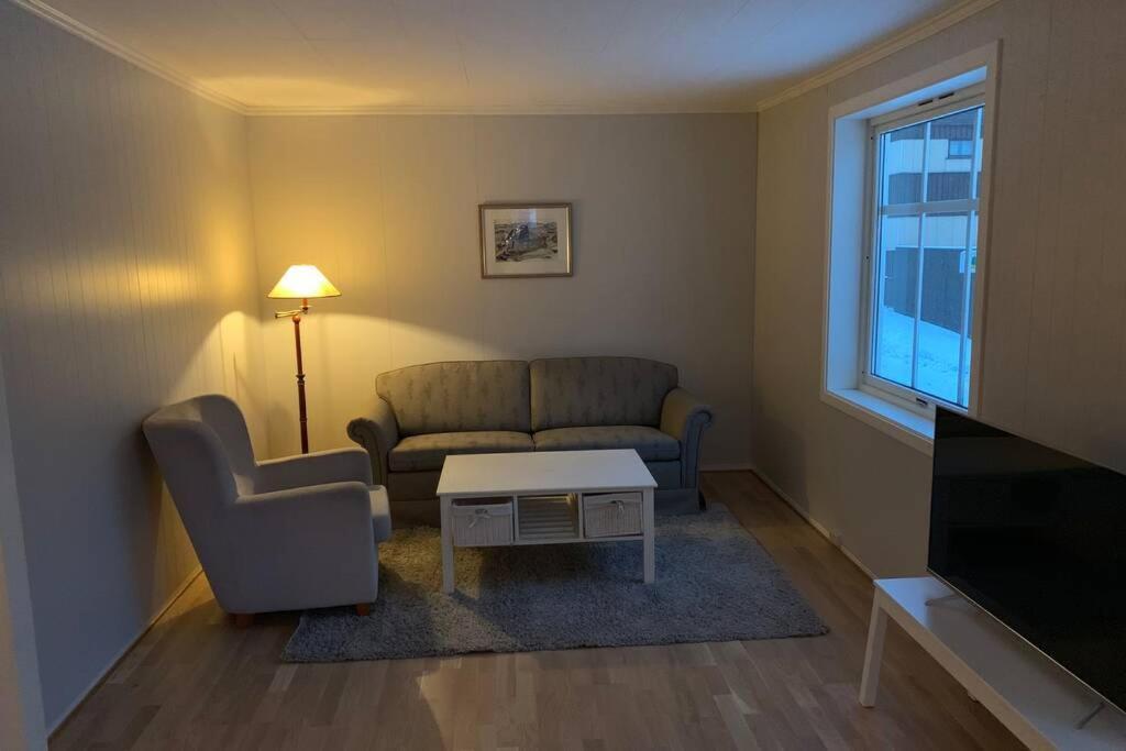 Koselig Hus I Havna Apartment *