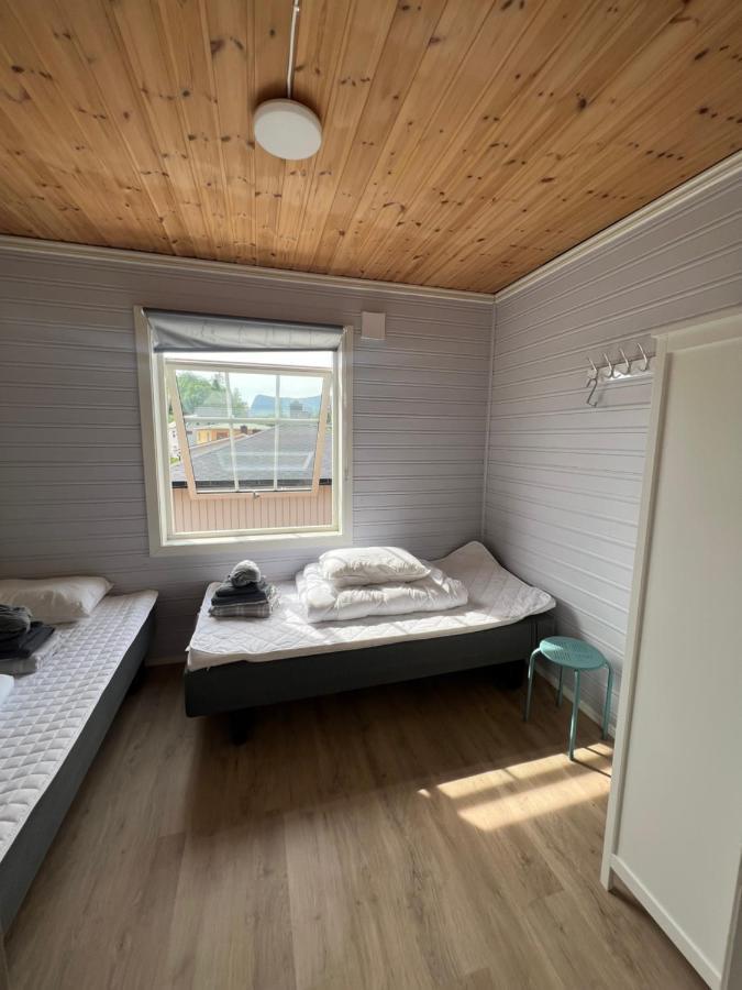 Koselig Hus I Havna * Svolvaer